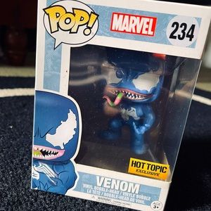 Funko POP! Marvel #234 Venom Hot Topic Exclusive